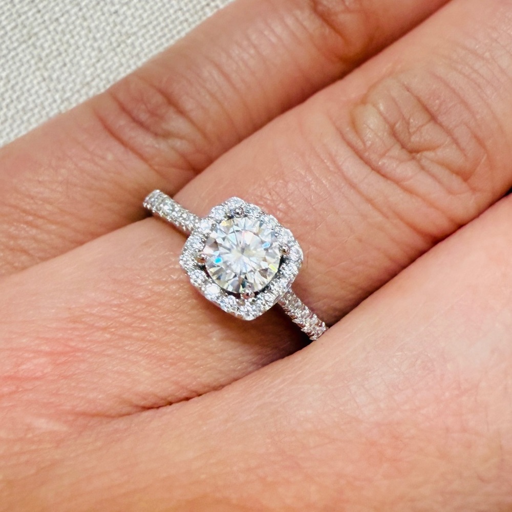 .5 carat GRA Moissanite and 925 Sterling Silver Ring with certification